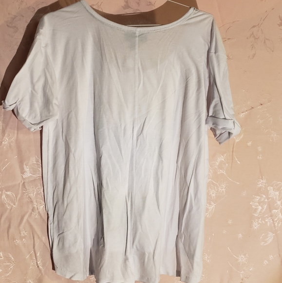 Skull shirt - Picture 3 of 3